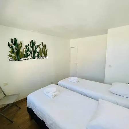 Apartment La - T3 Avec Terrasse Plein Centre Lr *