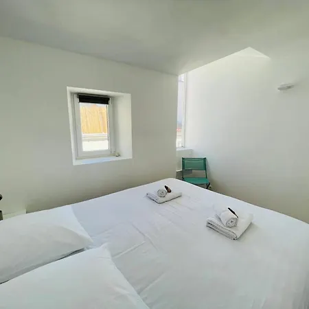 La - T3 Avec Terrasse Plein Centre Lr Apartment *