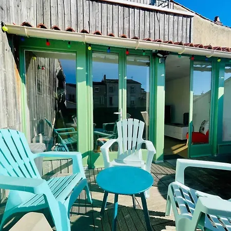 Apartment La - T3 Avec Terrasse Plein Centre Lr