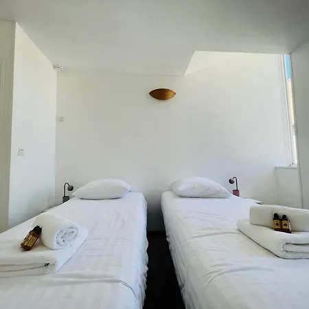 La - T3 Avec Terrasse Plein Centre Lr Appartamento